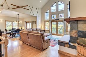 Mtn-view Cabin w/ Private Hot Tub in Georgetown!