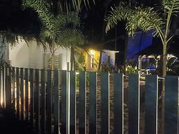 Urban Mad – Villas & Studio