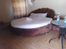 Falls View Resort Nabuyole