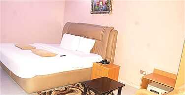GoldRush Suites