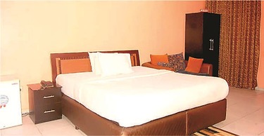 GoldRush Suites