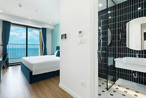 Atermis Regency Hillside Phu Quoc - Sea & Fireworks View