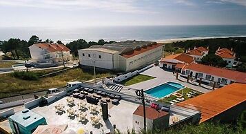 Zulla Nazaré Surf Village