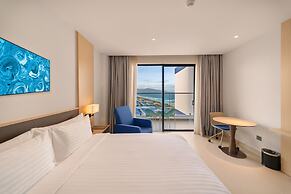 AirPort Cam Ranh Resort