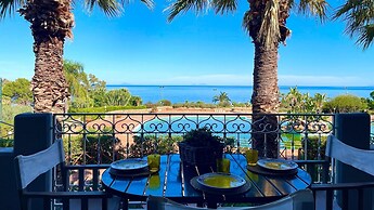 Seafront Apartment in Finale
