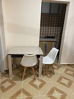 Louis Apartments