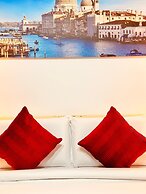 HOTEL HENRY