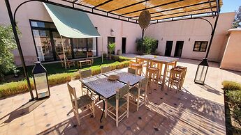 Tawenza Lodge