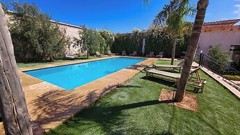 Tawenza Lodge