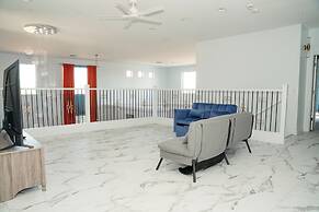 Large Family Home Near Phoenix