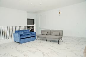 Large Family Home Near Phoenix