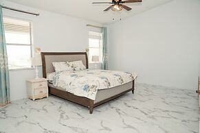 Large Family Home Near Phoenix