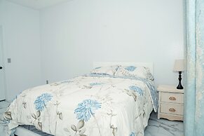 Large Family Home Near Phoenix