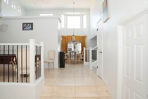 Large Family Home Near Phoenix