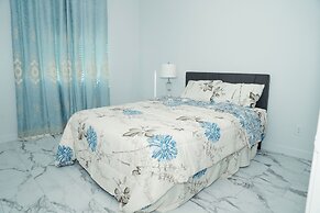 Large Family Home Near Phoenix