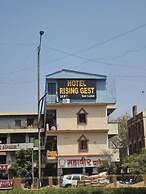 Hotel Rising Gest
