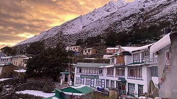 Trekkers Holiday Inn