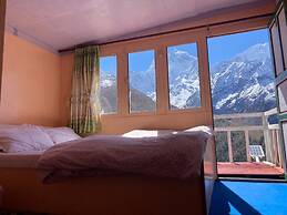 Trekkers Holiday Inn