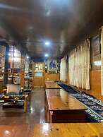 Trekkers Holiday Inn