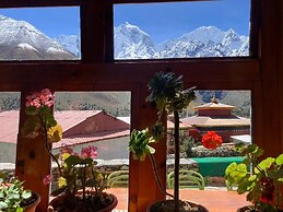 Trekkers Holiday Inn