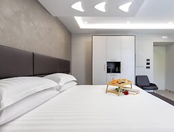 MESBEGLIA LUXURY ROOMS