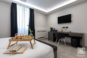 MESBEGLIA LUXURY ROOMS