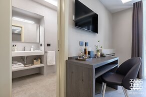 MESBEGLIA LUXURY ROOMS