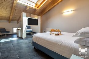 MESBEGLIA LUXURY ROOMS
