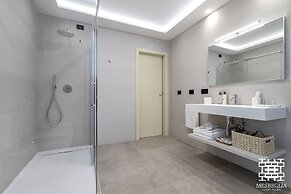 MESBEGLIA LUXURY ROOMS