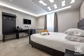 MESBEGLIA LUXURY ROOMS