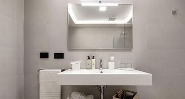 MESBEGLIA LUXURY ROOMS