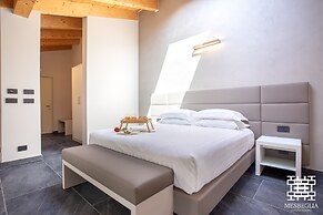 MESBEGLIA LUXURY ROOMS