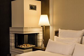 Main Square Prestige Suites -Staymoovers