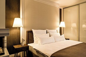 Main Square Prestige Suites -Staymoovers