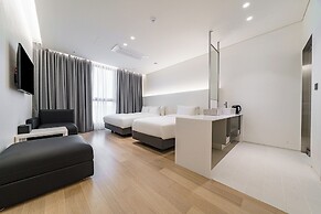 Lascene Hotel