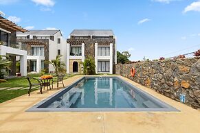 7 Green Village