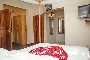 Bamboo Savanna Villas