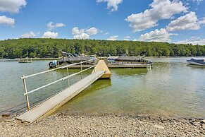 Boat, Hike & Fish: Rustic Greenwood Retreat