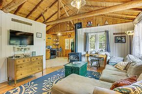 Boat, Hike & Fish: Rustic Greenwood Retreat