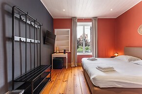 The Lake Suites