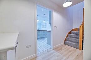 One Bed in Guilden Sutton by Guestz