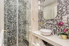 Merveil Luxury Suite - Louvre Rousseau