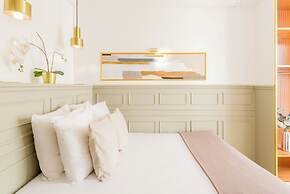 Merveil Luxury Suite - Louvre Rousseau