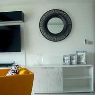 Twin Sands Private Apartment, Phuket