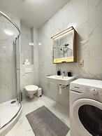 Riverside Apartment Prague