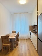 Riverside Apartment Prague