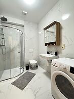 Riverside Apartment Prague