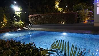 Chirooss Homestays And Resorts