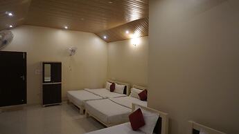 Chirooss Homestays And Resorts