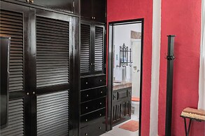 Studios walking distance to the beach